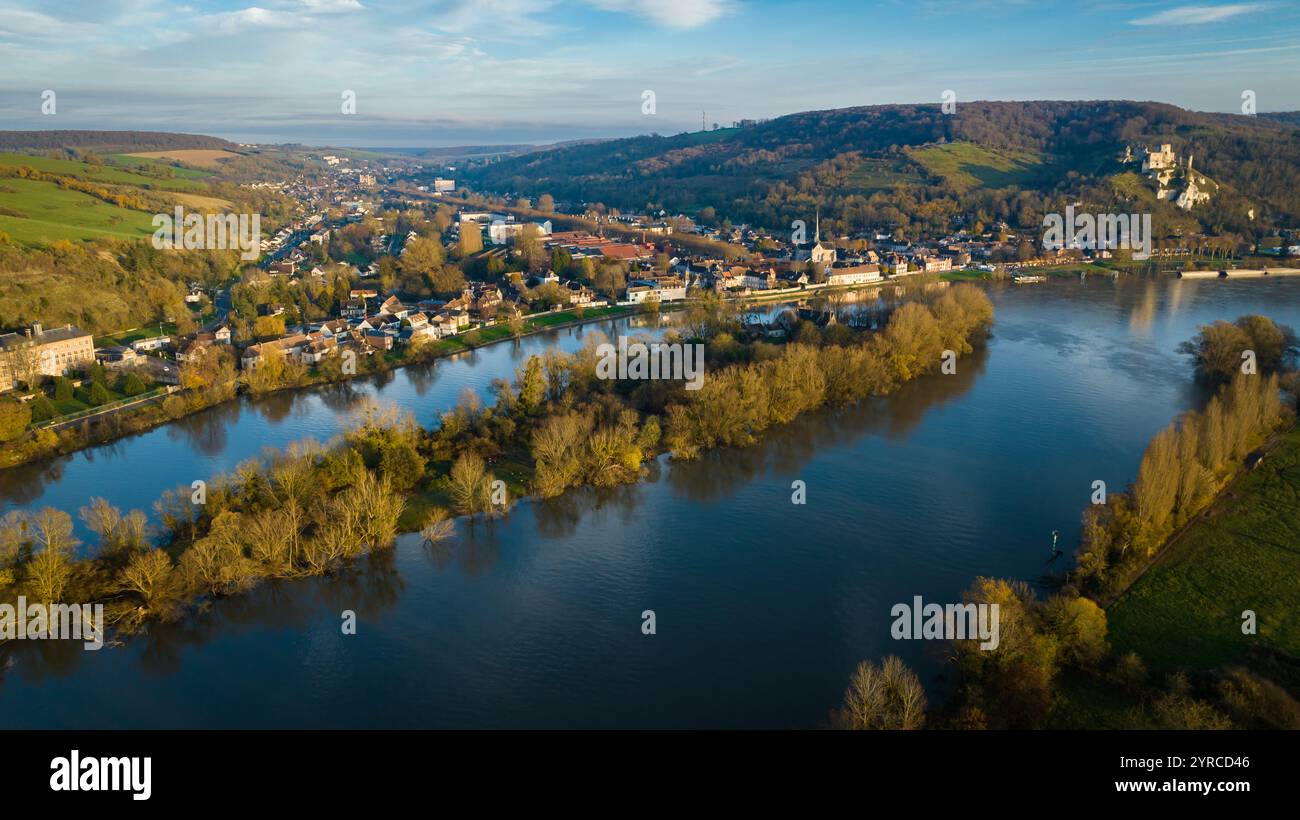 Panorama aérien du Château Gaillard et des Andelys, Normandie, France Banque D'Images