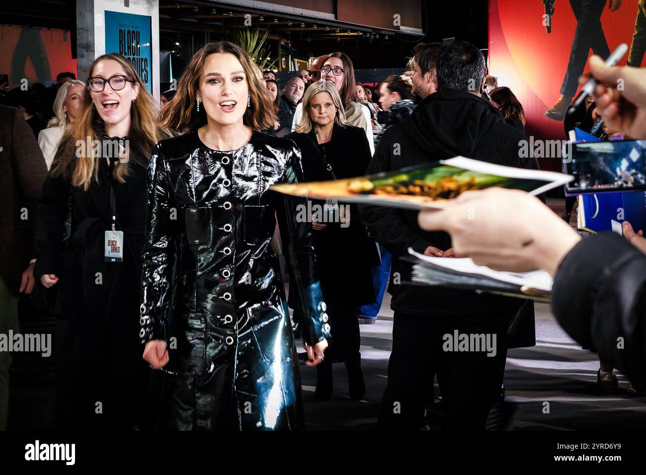 Londres, Royaume-Uni. 3 décembre 2024. Keira Knightley assiste à la première mondiale de Black Doves saison 1. Photo de Julie Edwards./Alamy Live News Banque D'Images