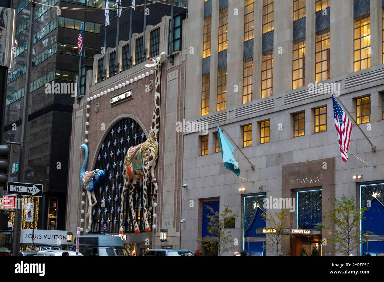 Le magasin temporaire Louis Vuitton a déménagé au 6 E. 57th équipé, 2024, New York City, USA Banque D'Images