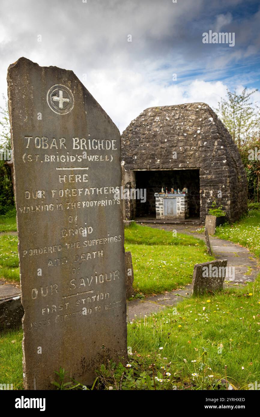 Irlande, County Westmeath, Mullingar, Culeen More, Tobar Brigide, puits de Saint Brigid, stations de la pierre de croix Banque D'Images