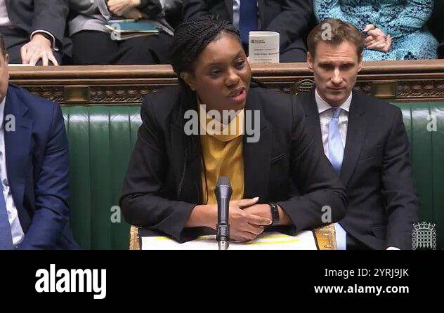 Capture d'écran du chef du parti conservateur, Kemi Badenoch, s'exprimant lors des questions du premier ministre à la Chambre des communes, à Londres. Date de la photo : mercredi 4 décembre 2024. Banque D'Images