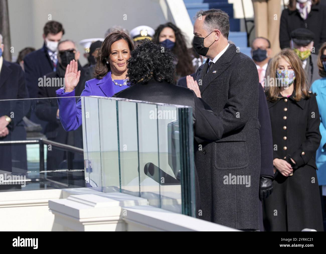 Kamala Harris a pris ses fonctions de vice-président des États-Unis sur ...