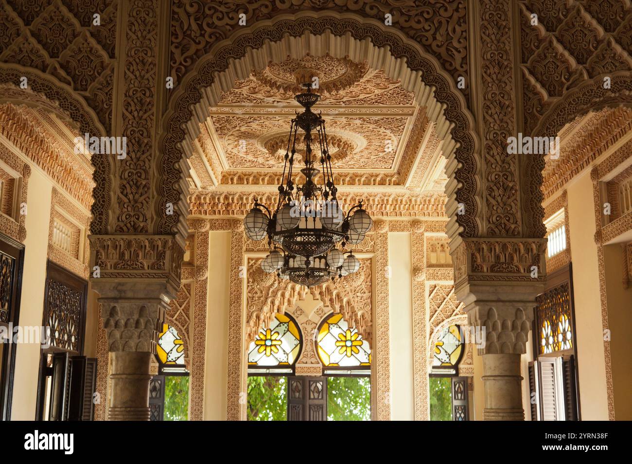 Cuba, Cienfuegos, Cienfuegos Province, Punta Gorda, Palacio de Valle, ancien hôtel particulier du baron de sucre, de l'intérieur mauresque Banque D'Images