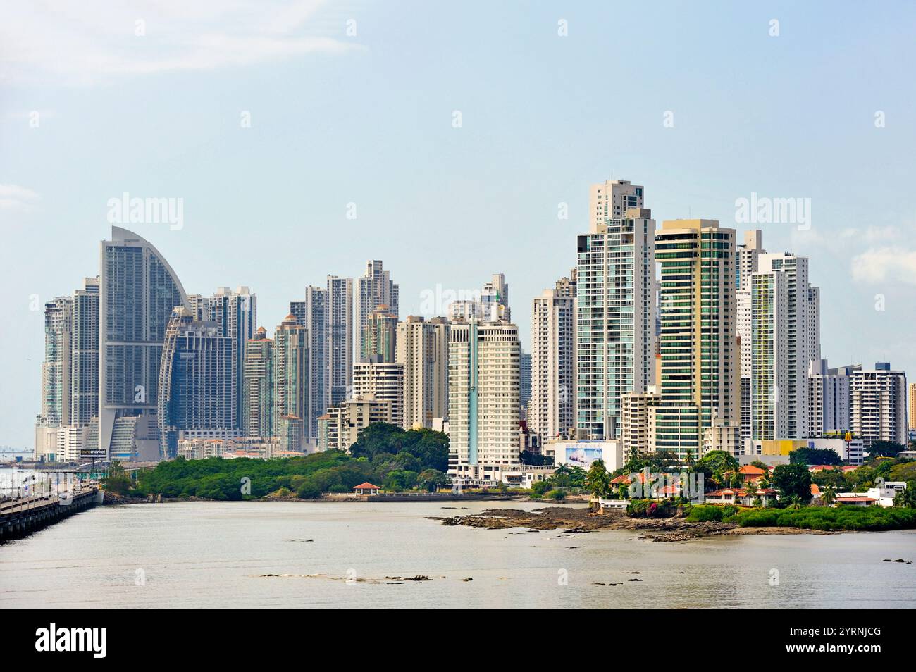 La nouvelle ligne d'horizon de la ville vue de Panama Viejo, Panama City, République du Panama, Amérique centrale Banque D'Images