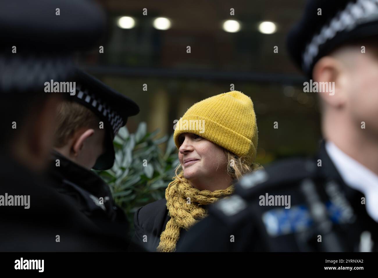 Manifestation contre la rébellion d'extinction à A&O Shearman, Londres, 04/12/24 Banque D'Images