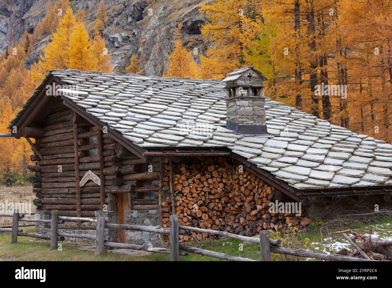 Ferme de montagne, automne, parc national Gran Paradiso, Italie Banque D'Images