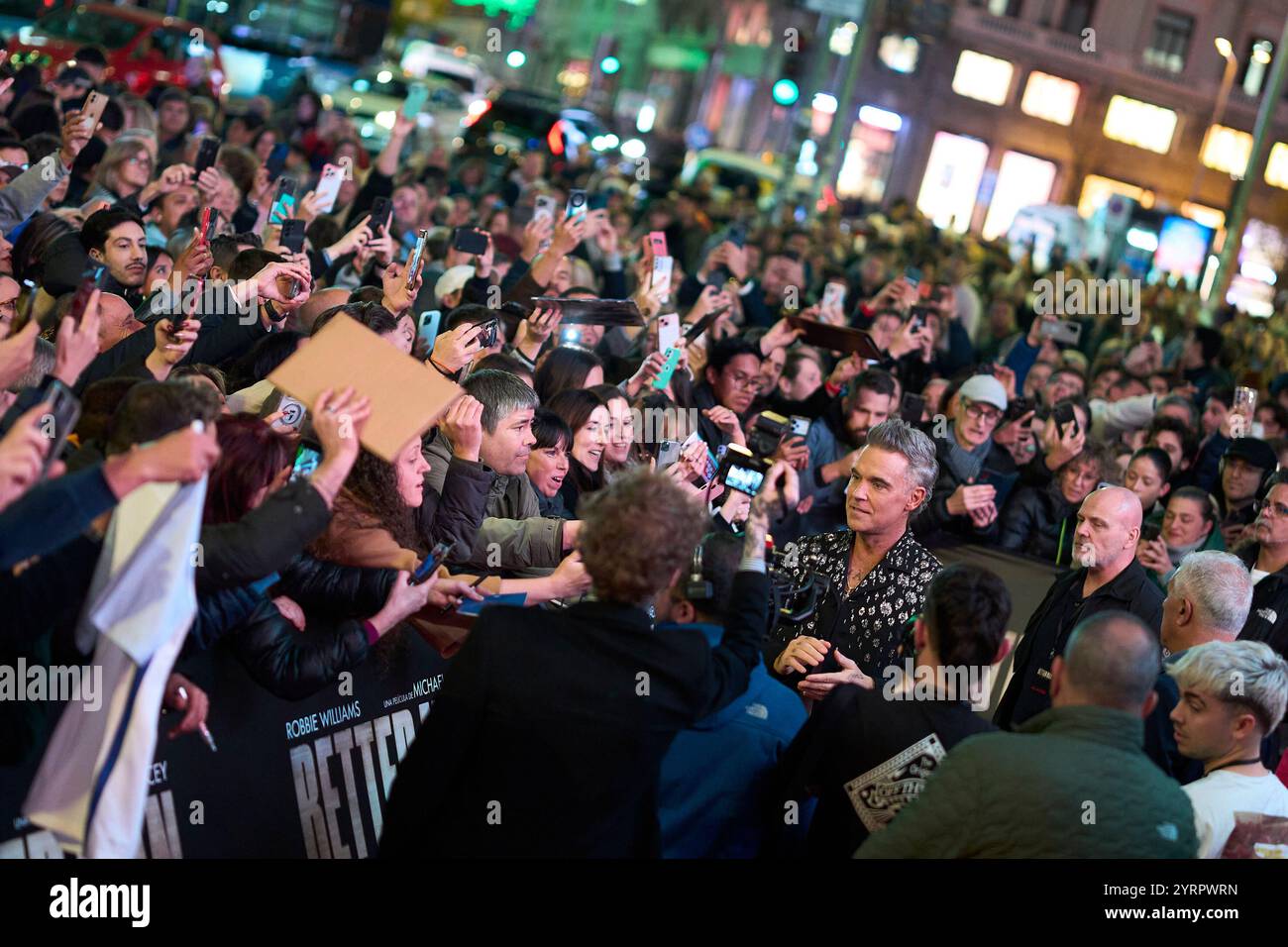Madrid, Espagne. 04th Dec, 2024. Robbie Williams assiste à la première de Better Man au Capitol Cinema le 4 décembre 2024 à Madrid, en Espagne. Crédit : album/Alamy Live News Banque D'Images