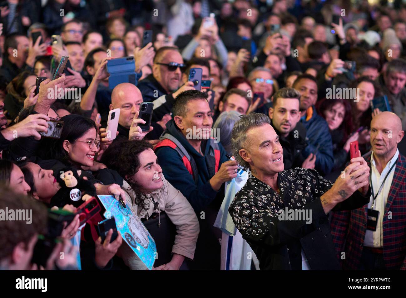 Madrid, Espagne. 04th Dec, 2024. Robbie Williams assiste à la première de Better Man au Capitol Cinema le 4 décembre 2024 à Madrid, en Espagne. Crédit : album/Alamy Live News Banque D'Images