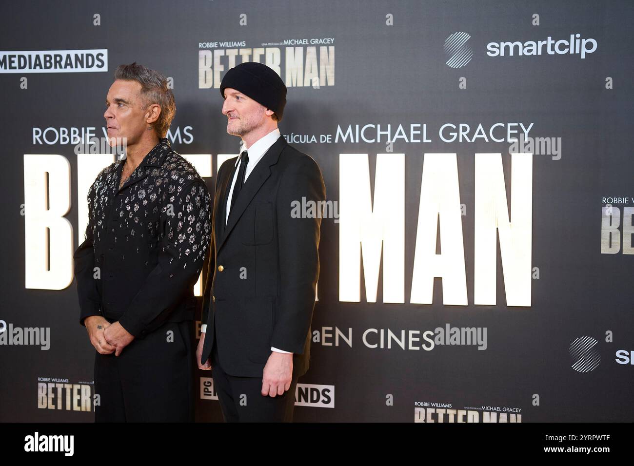 Madrid, Espagne. 04th Dec, 2024. Robbie Williams, Michael Gracey assiste à la première de "Better Man" au Capitol Cinema le 4 décembre 2024 à Madrid, en Espagne. Crédit : album/Alamy Live News Banque D'Images