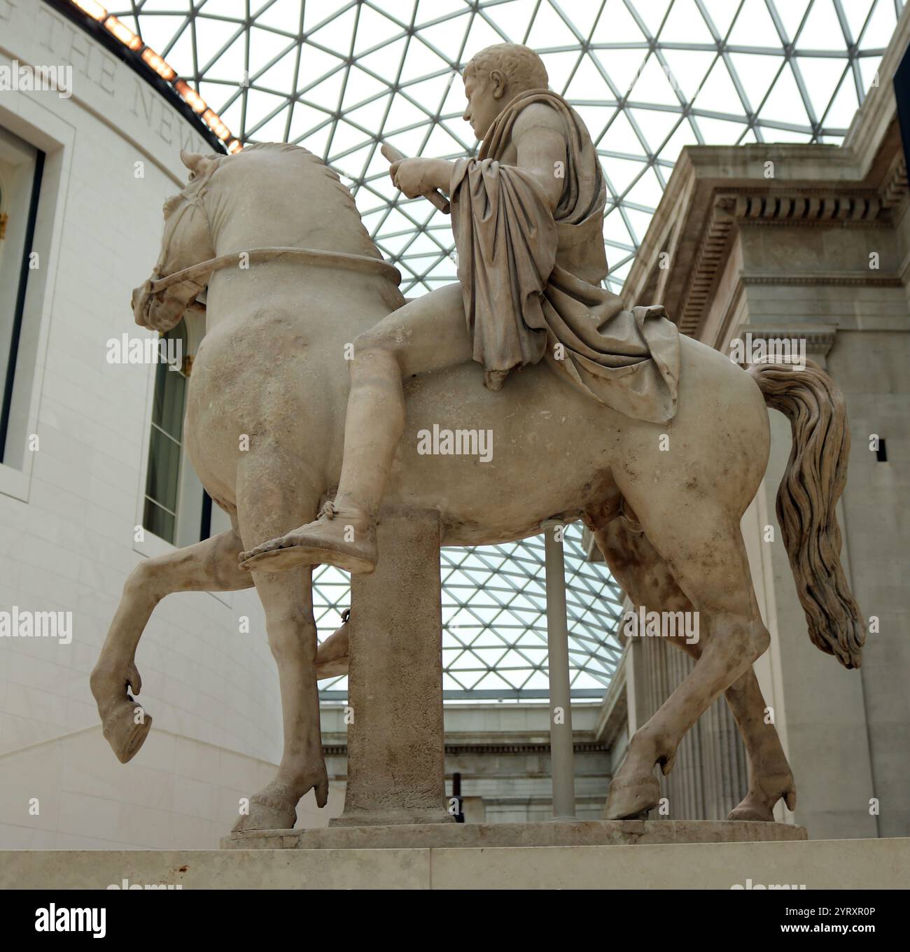 Statue équestre romaine d'un jeune sur un cheval. Trouvé à Rome, 1er siècle de notre ère Banque D'Images