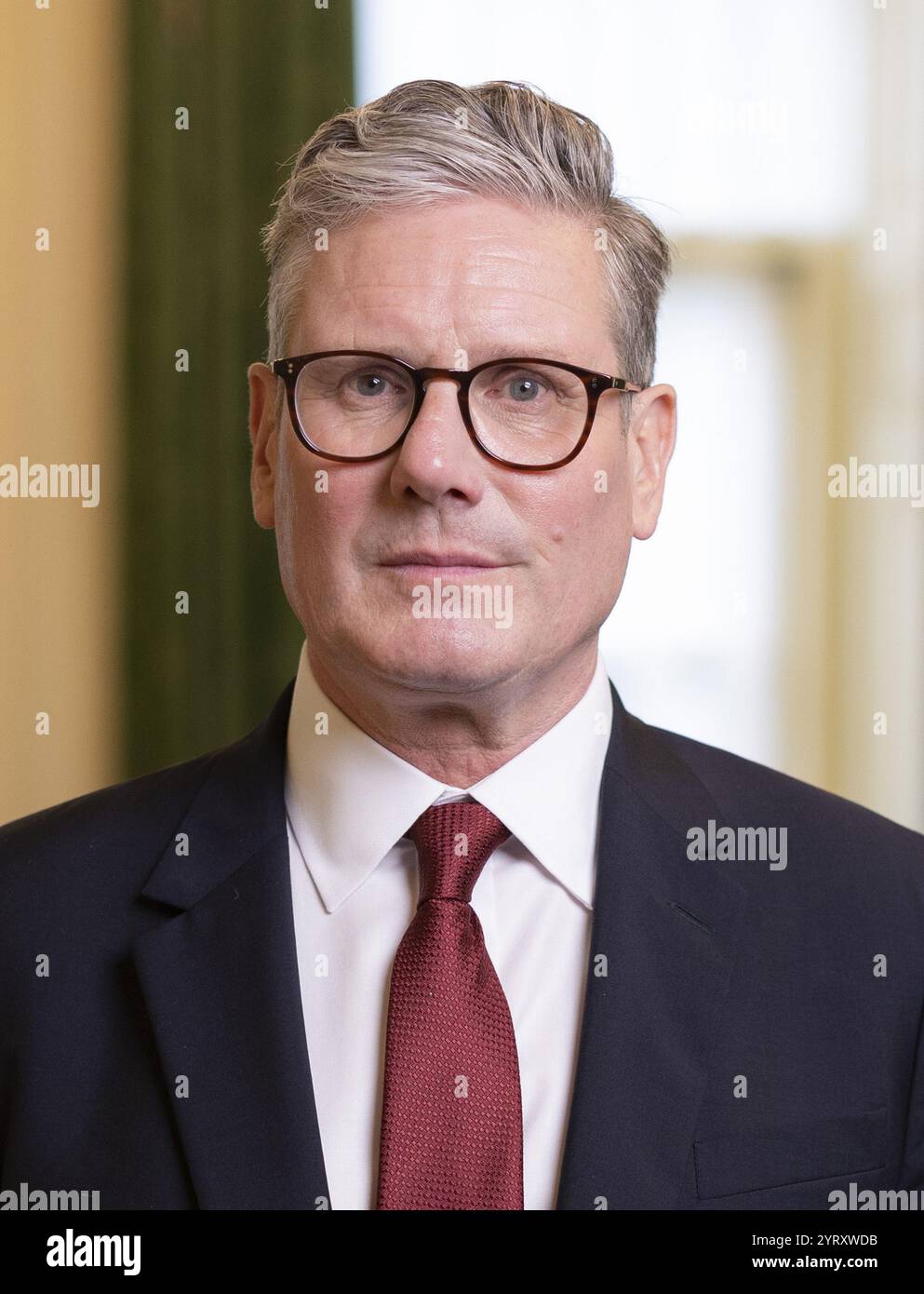 Portraits officiels du premier ministre Sir Keir Starmer lors de sa nomination officielle par sa Majesté le Roi. Photo de Simon Dawson/ No 10 Downing Street Banque D'Images
