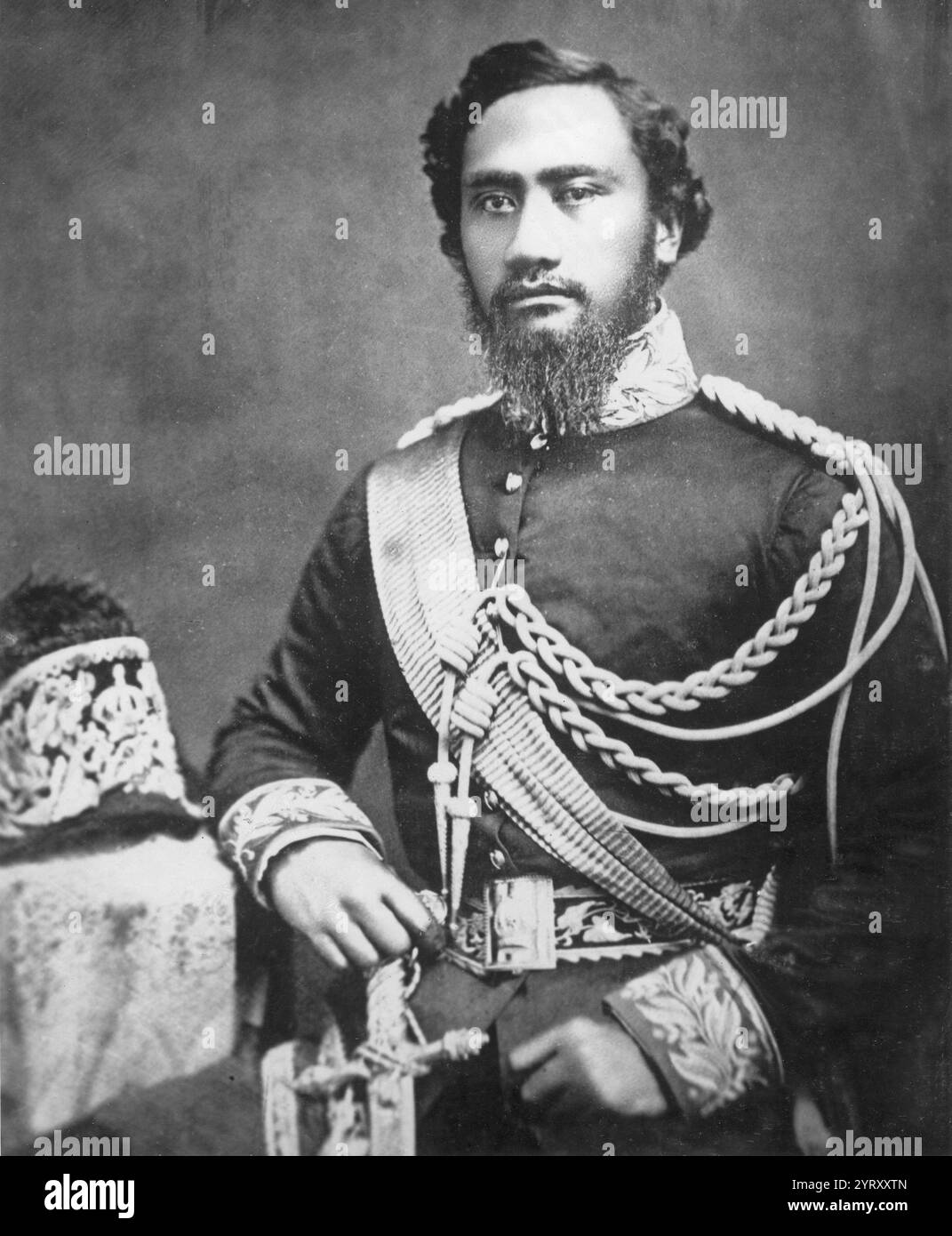 Après le déclenchement de la guerre de Sécession, le Royaume d'Hawaï, dirigé par le roi Kamehameha IV, déclare sa neutralité le 26 août 1861. Cependant, de nombreux Hawaïens amérindiens et Américains nés à Hawaï (principalement des descendants des missionnaires américains), à l'étranger et dans les îles, s'enrôlent dans les régiments militaires de divers états de l'Union et de la Confédération. Kamehameha IV, né Alexandre ? Iolani Liholiho Keawenui (1834?1863), a régné comme quatrième roi du Royaume d'Hawaï du 11 janvier 1855 au 30 novembre 1863. Banque D'Images