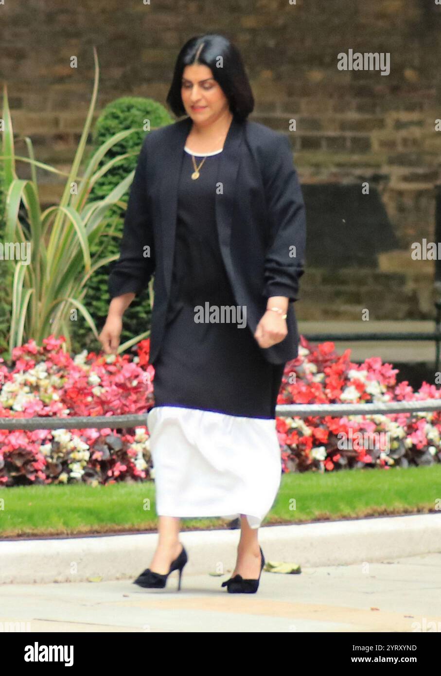 Shabana Mahmood (Lord Chancelier et Secrétaire d'État à la Justice), arrive à Downing Street, Londres, pour prendre ses nouvelles fonctions au sein du gouvernement travailliste après les élections. 5 juillet 2024. Banque D'Images
