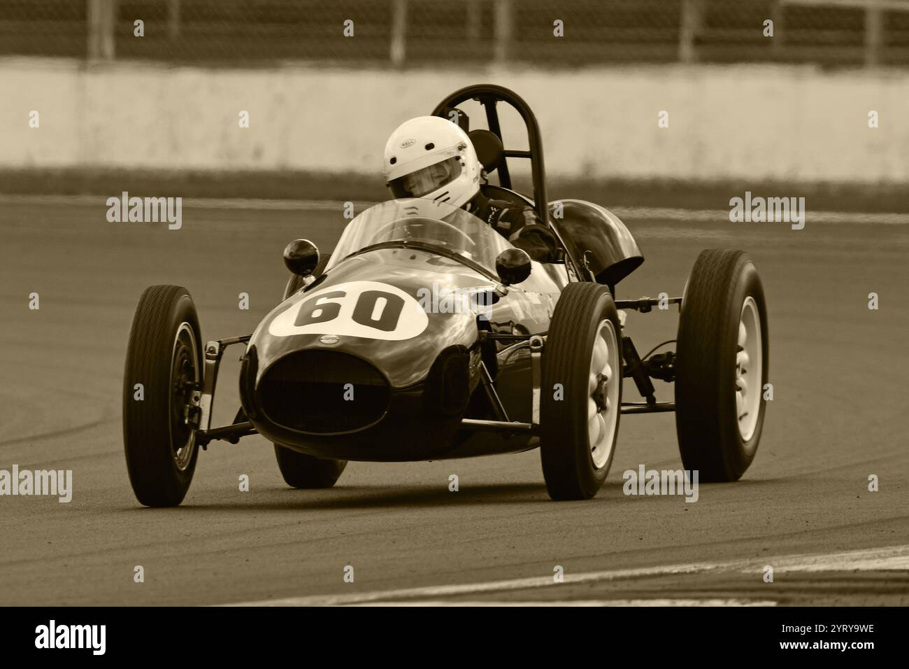 Elliott Hann, Cooper T41, HGPCA Race for Pre-1961 Grand Prix Cars, Historic Grand Prix Cars Association, vingt minutes de course, un mélange de pré an Banque D'Images
