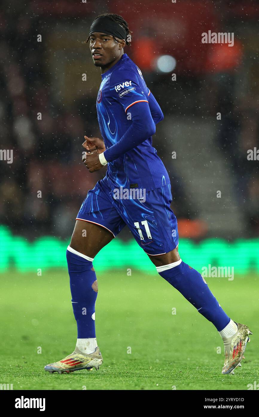 Southampton, Royaume-Uni. 4 décembre 2024. Noni Madueke de Chelsea lors du match de premier League au St Mary's Stadium, Southampton. Le crédit photo devrait se lire : Paul Terry/Sportimage crédit : Sportimage Ltd/Alamy Live News Banque D'Images