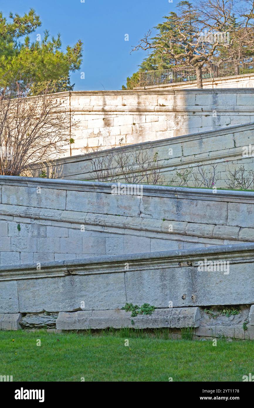 Sainte Anne d'escaliers dans le jardin des Doms Avignon France Banque D'Images
