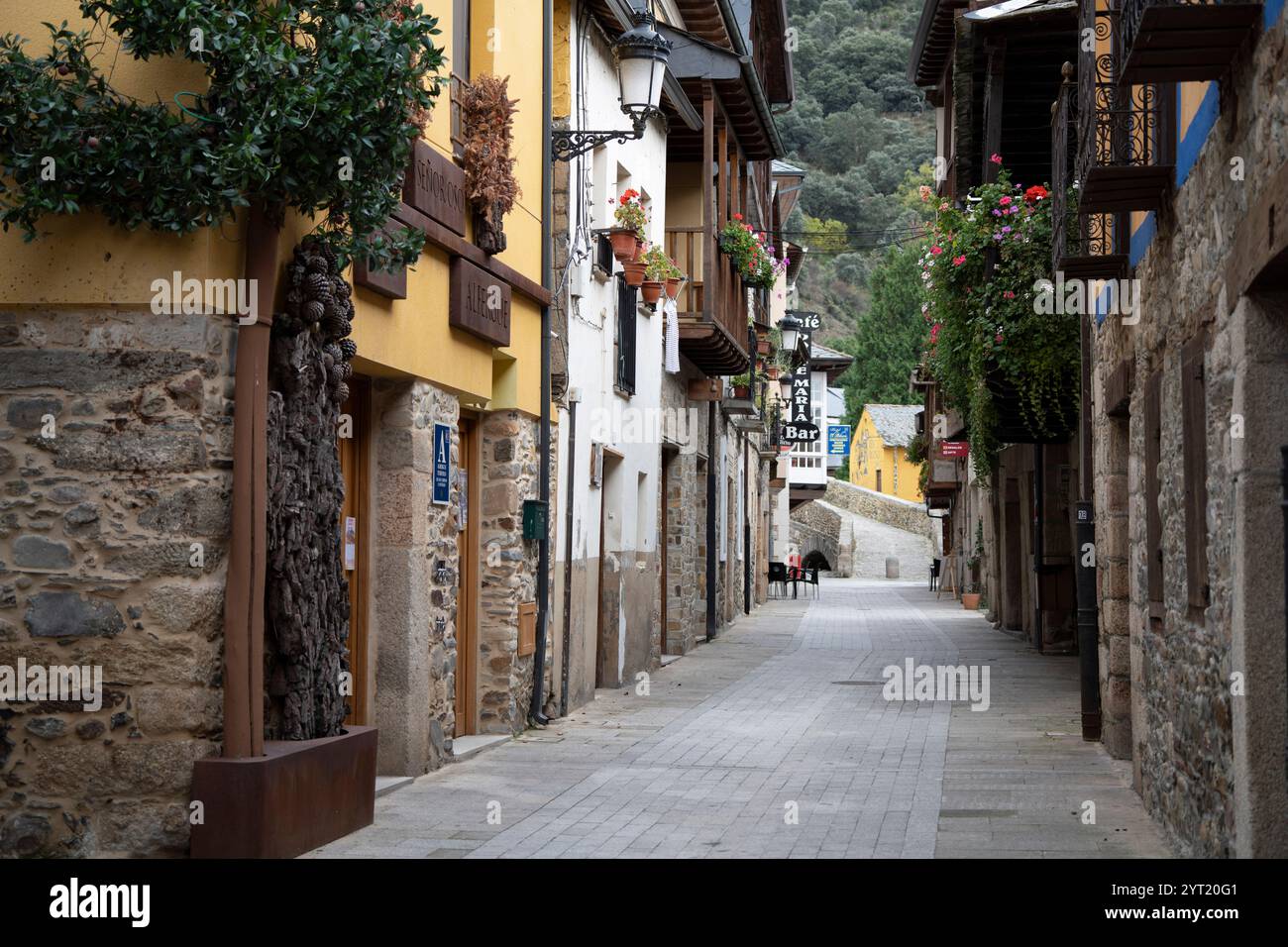 Village de Molinaseca, région d'El Bierzo, Castille-et-Léon, Espagne Banque D'Images