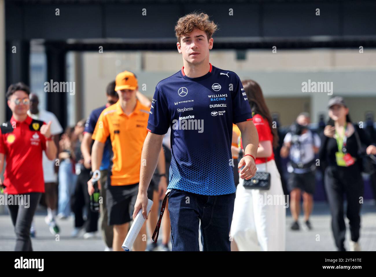 Abu Dhabi. 06th Dec, 2024. Franco Colapinto (ARG) Williams Racing. 06.12.2024. Championnat du monde de formule 1, Rd 24, Grand Prix d'Abu Dhabi, circuit Yas Marina, Journée d'entraînement. Le crédit photo devrait se lire : XPB/Alamy Live News. Banque D'Images