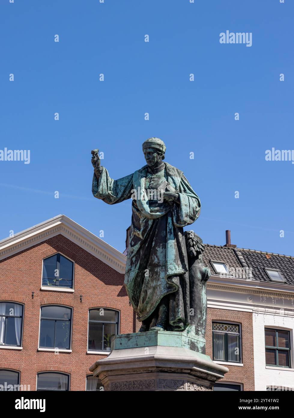 Statue de Laurens Janszoon Coster sur le Grote Markt à Haarlem, pays-Bas Banque D'Images