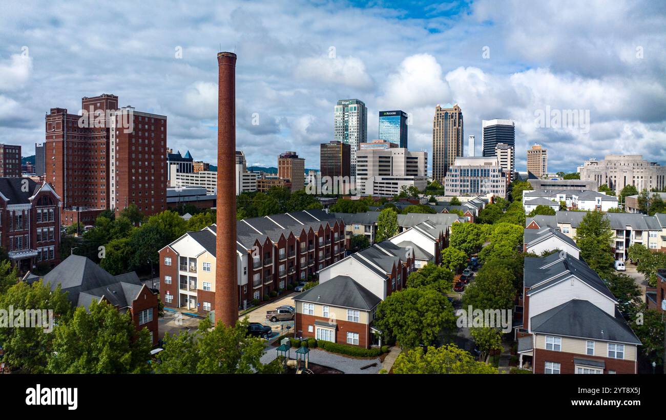 10 JUILLET 2023, BIRMINGHAM, Al., USA - vue aérienne de Birmingham en Alabama Banque D'Images