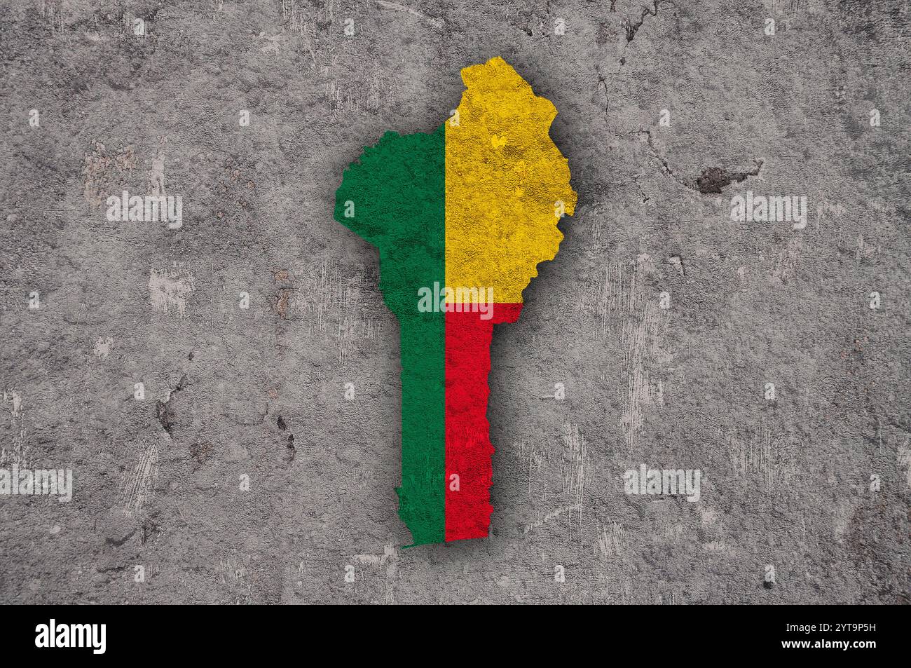 Carte et drapeau du Bénin sur le béton abîmé Banque D'Images