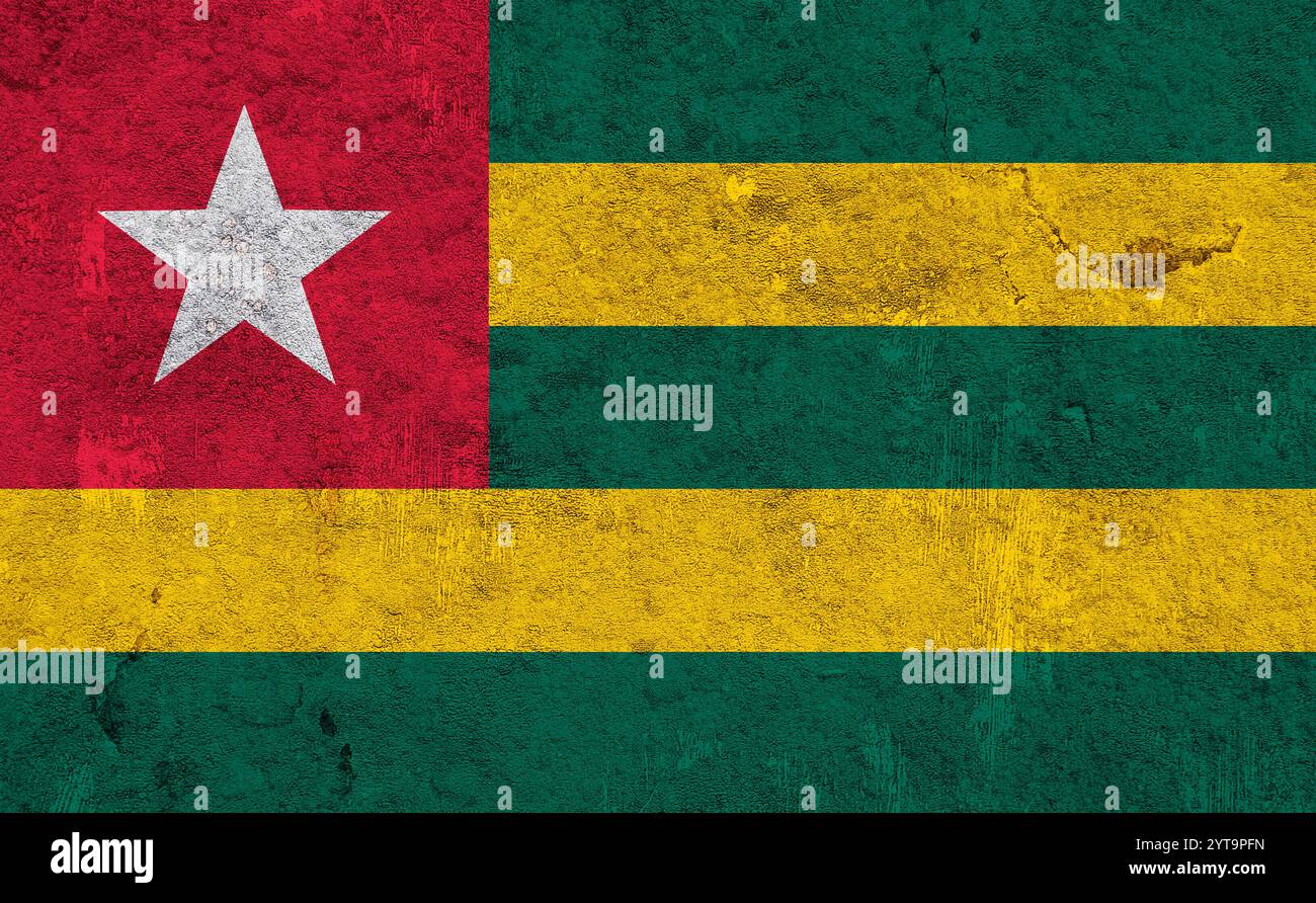 Drapeau du Togo sur béton altéré Banque D'Images