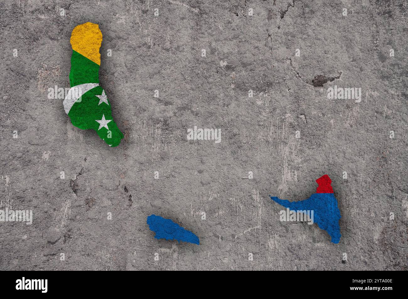 Carte et drapeau des Comores sur le béton abîmé Banque D'Images
