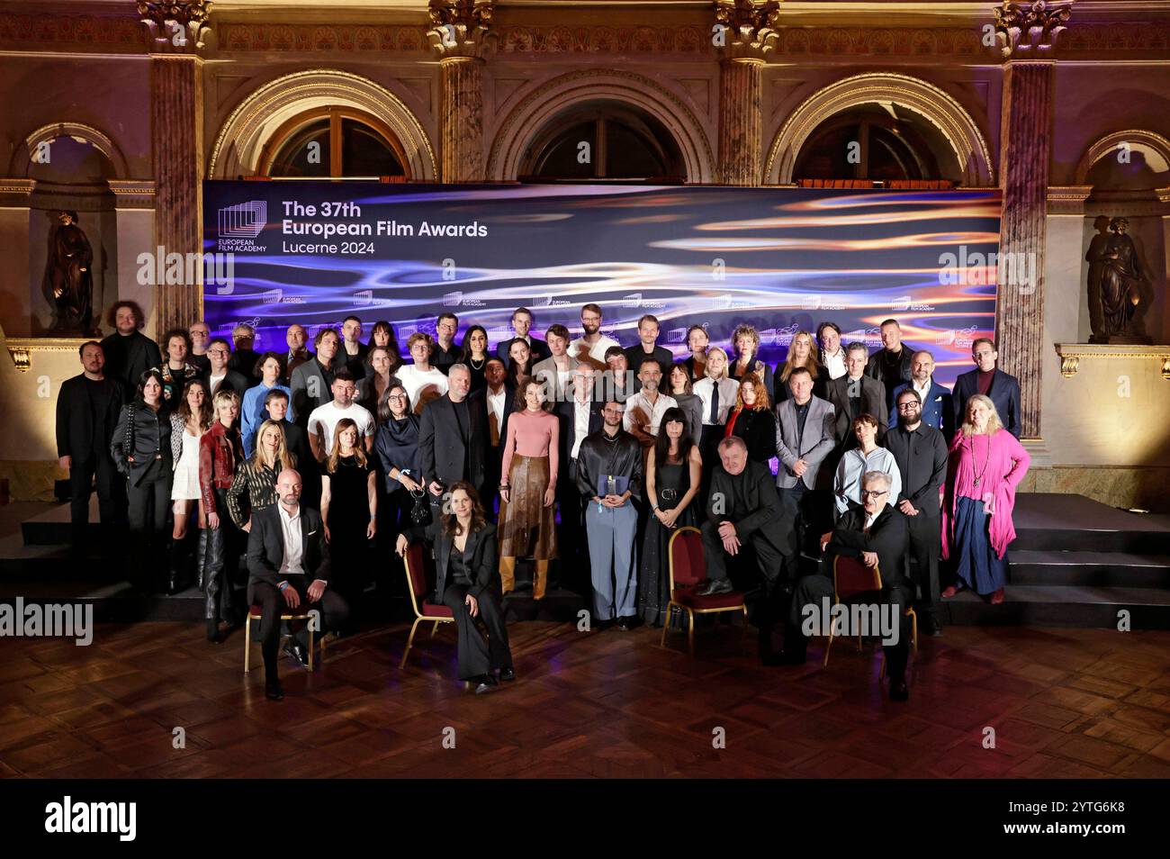Nominierte und Mitglieder der Europäischen film Akademie BEI der Mayor s Night im Rahmen des 37. Europäischen Filmpreises 2024 im Hotel Schweizerhof Luzern. Lucerne, 06.12.2024 *** nominés et membres de l'Académie européenne du film à la soirée des maires dans le cadre des European film Awards 2024 37 à l'Hôtel Schweizerhof Lucerne Lucerne, 06 12 2024 Foto:xS.xGabschx/xFuturexImagex maires night 4207 Banque D'Images