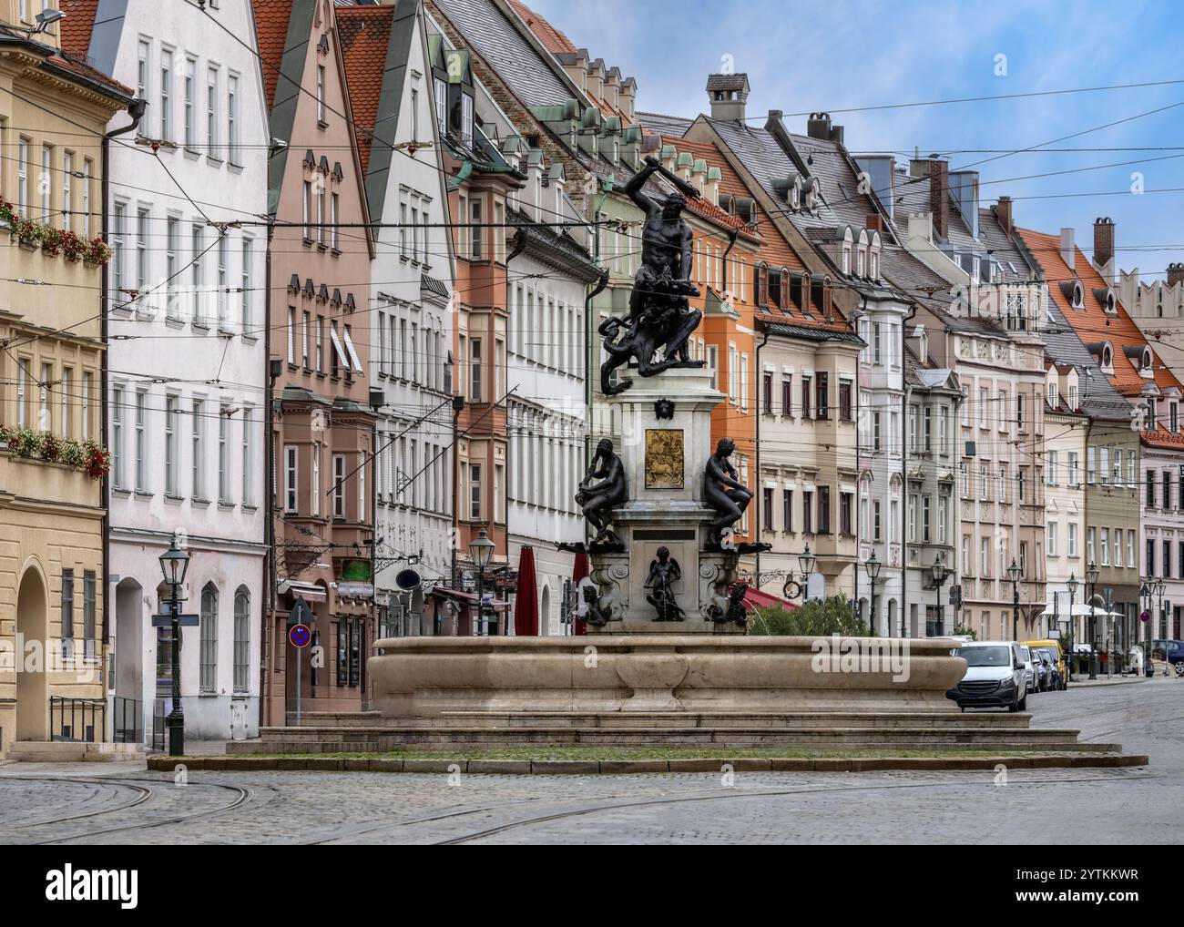 Fontaine Herkules dans la vieille ville historique d'Augsbourg Banque D'Images