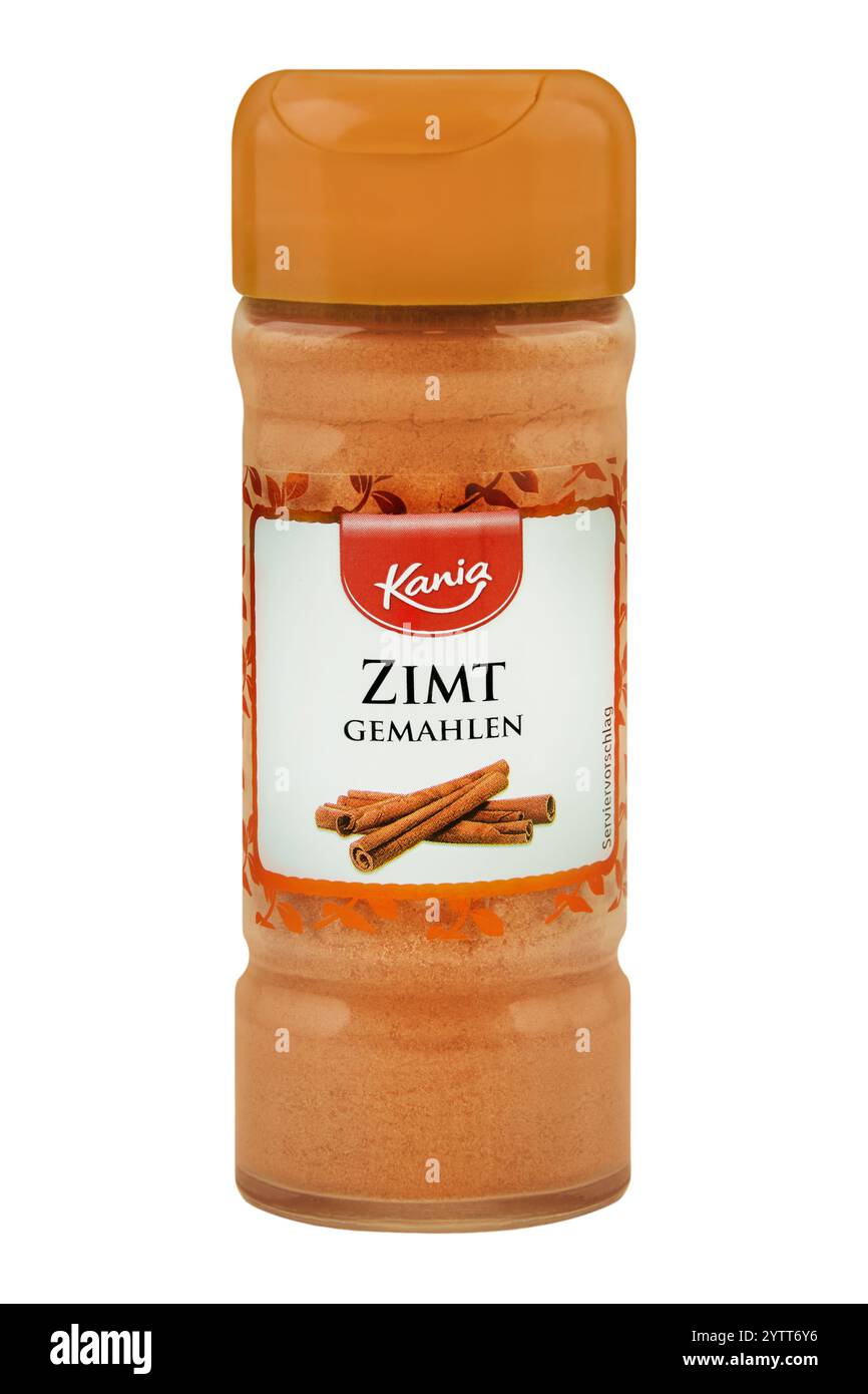 Hambourg, Allemagne - novembre 30 2024 : Kania Zimt gemahlen isolé sur fond blanc Banque D'Images