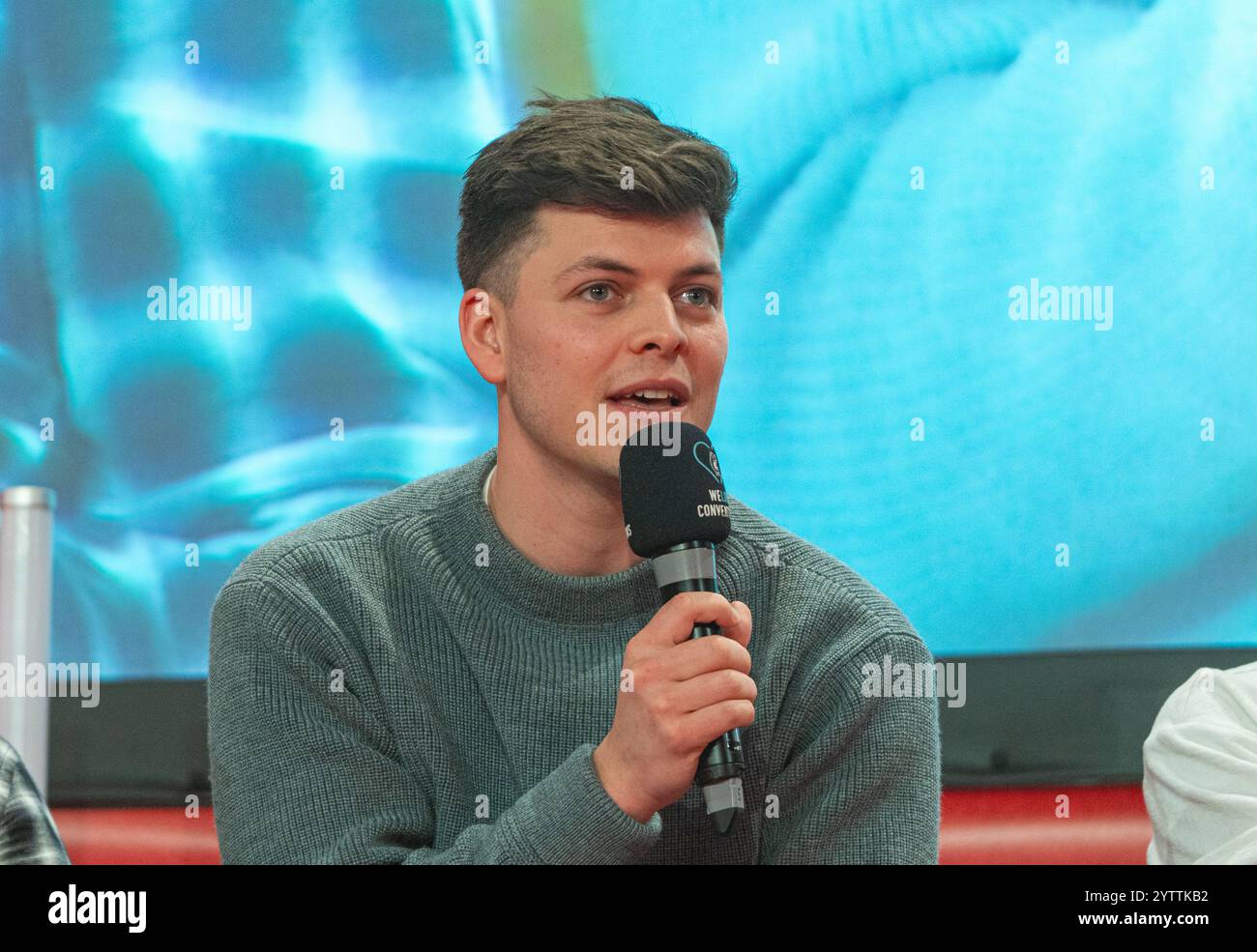 DORTMUND, Allemagne. 7 décembre 2024. Alex Hogh Andersen (*1994, acteur danois) au German film and Comic Con, une convention de fans de deux jours crédit : Markus Wissmann/Alamy Live News Banque D'Images