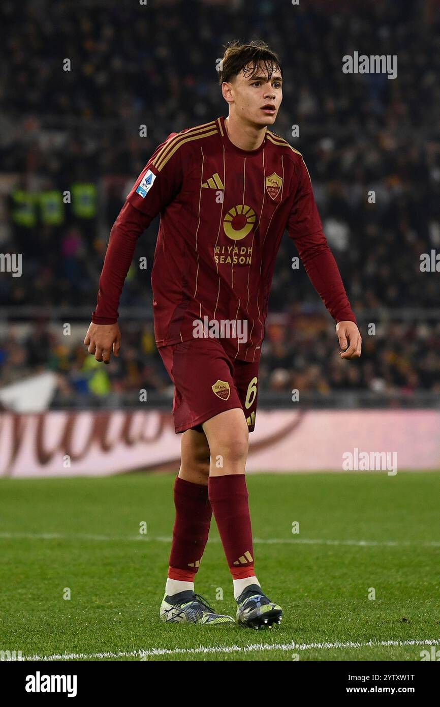 Niccolo Pisilli de L'AS Roma lors du match de Serie A entre L'AS Roma et l'US Lecce au stade Olimpico à Rome (Italie), le 7 décembre 2024. Banque D'Images