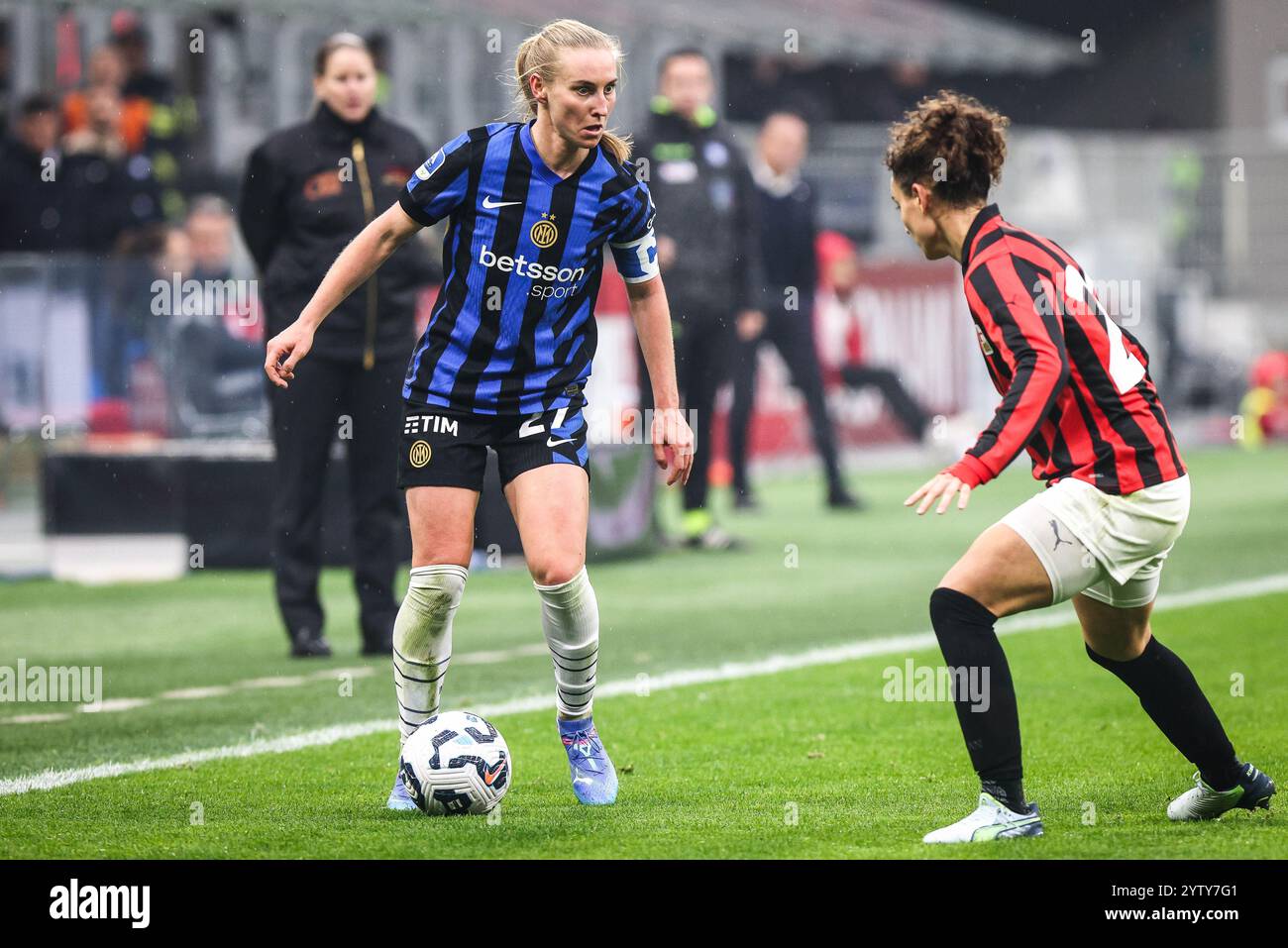 Milan, Italie, Italie. 8 décembre 2024. Henrietta CSISZAR de l'Inter Milan lors du match féminin de Serie A entre l'AC Milan et le FC Internazionale au stade San Siro le 08 décembre 2024 à Milan, Italie. (Crédit image : © Matthieu Mirville/ZUMA Press Wire) USAGE ÉDITORIAL SEULEMENT! Non destiné à UN USAGE commercial ! Crédit : ZUMA Press, Inc/Alamy Live News Banque D'Images