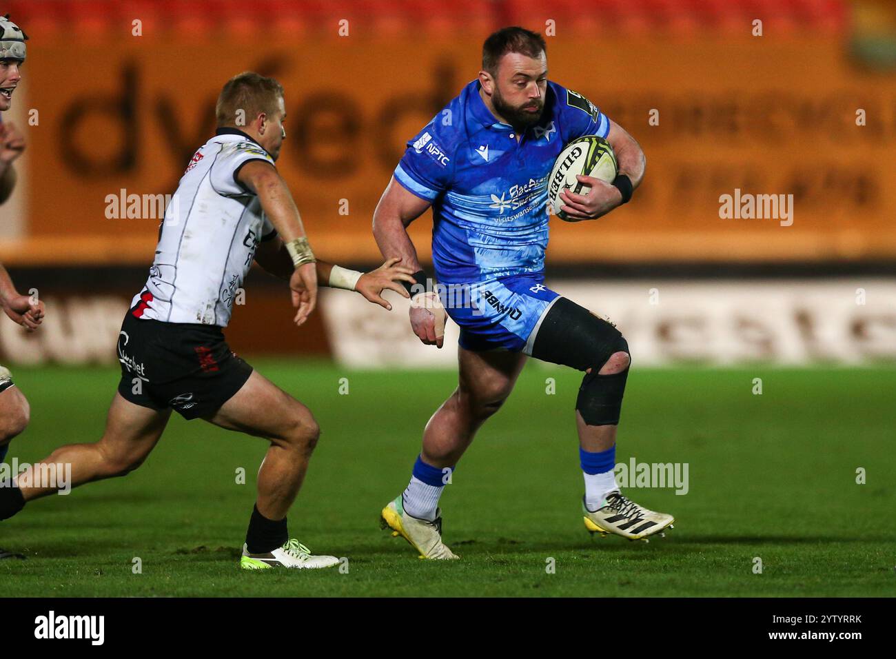 Llanelli, Royaume-Uni. 8 décembre 2024. Sam Parry d'Ospreys lors du match Ospreys v Emirates Lions EPCR Challenge Cup. Crédit : Gruffydd Thomas/Alamy Banque D'Images
