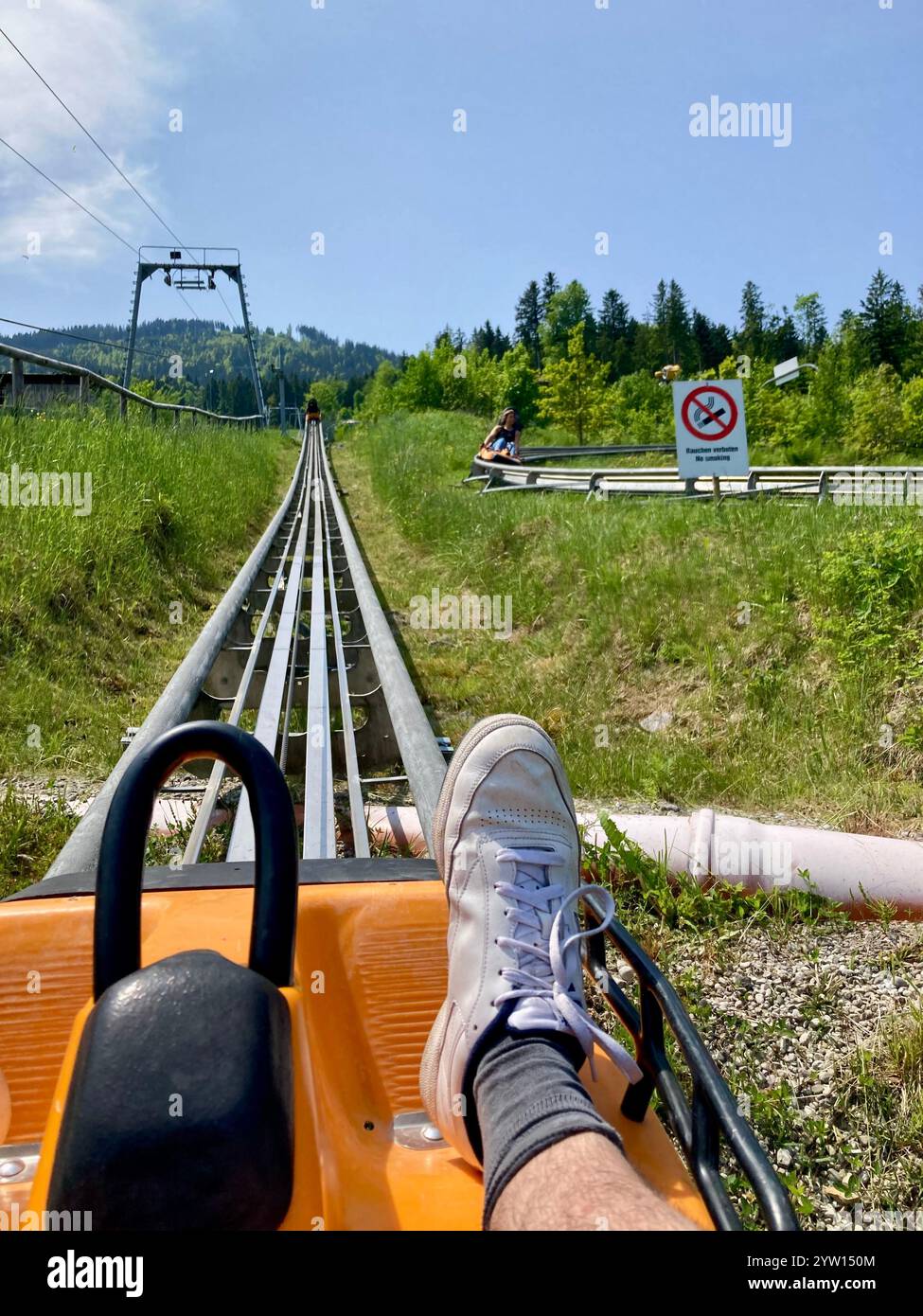 Piste de luge d'été POV dans les Alpes allemandes Banque D'Images