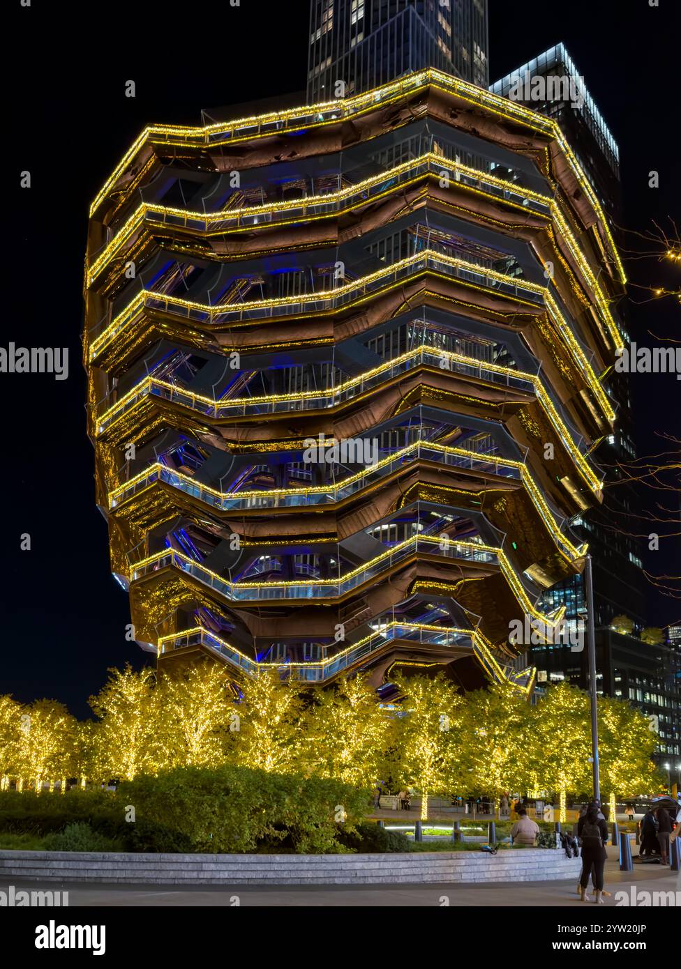 New York, New York - 4 novembre 2024 : navire, conçu par Thomas Heatherwick, Hudson Yards Staircase dans le quartier Hudson Yards à Manhattan à NIG Banque D'Images