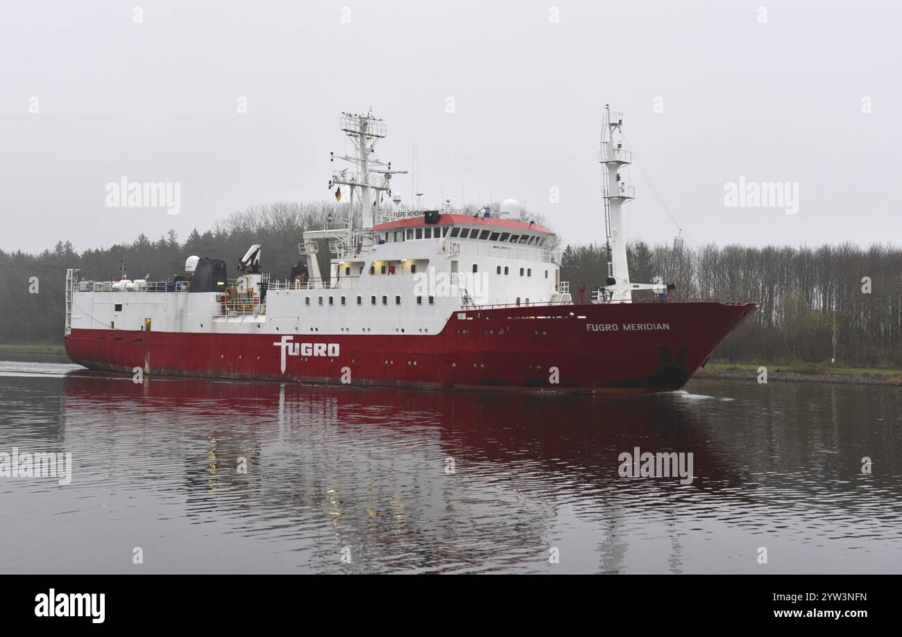 Navire de recherche Fugro Meridian in the Kiel canal, Kiel canal, NOK, Schleswig-Holstein, Allemagne, Europe Banque D'Images