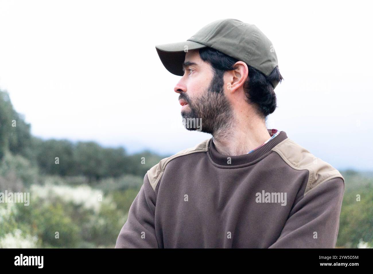 Portrait d'un garde forestier mâle Banque D'Images