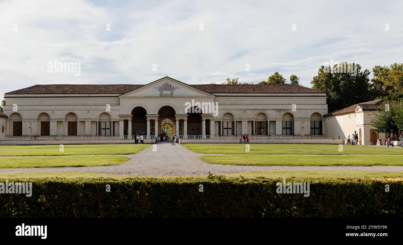 Vue sur la cour du te Palace, à Mantoue. Lombardie, Italie Banque D'Images Vue sur la cour du te Palace, à Mantoue. Lombardie, Italie Banque D'Images