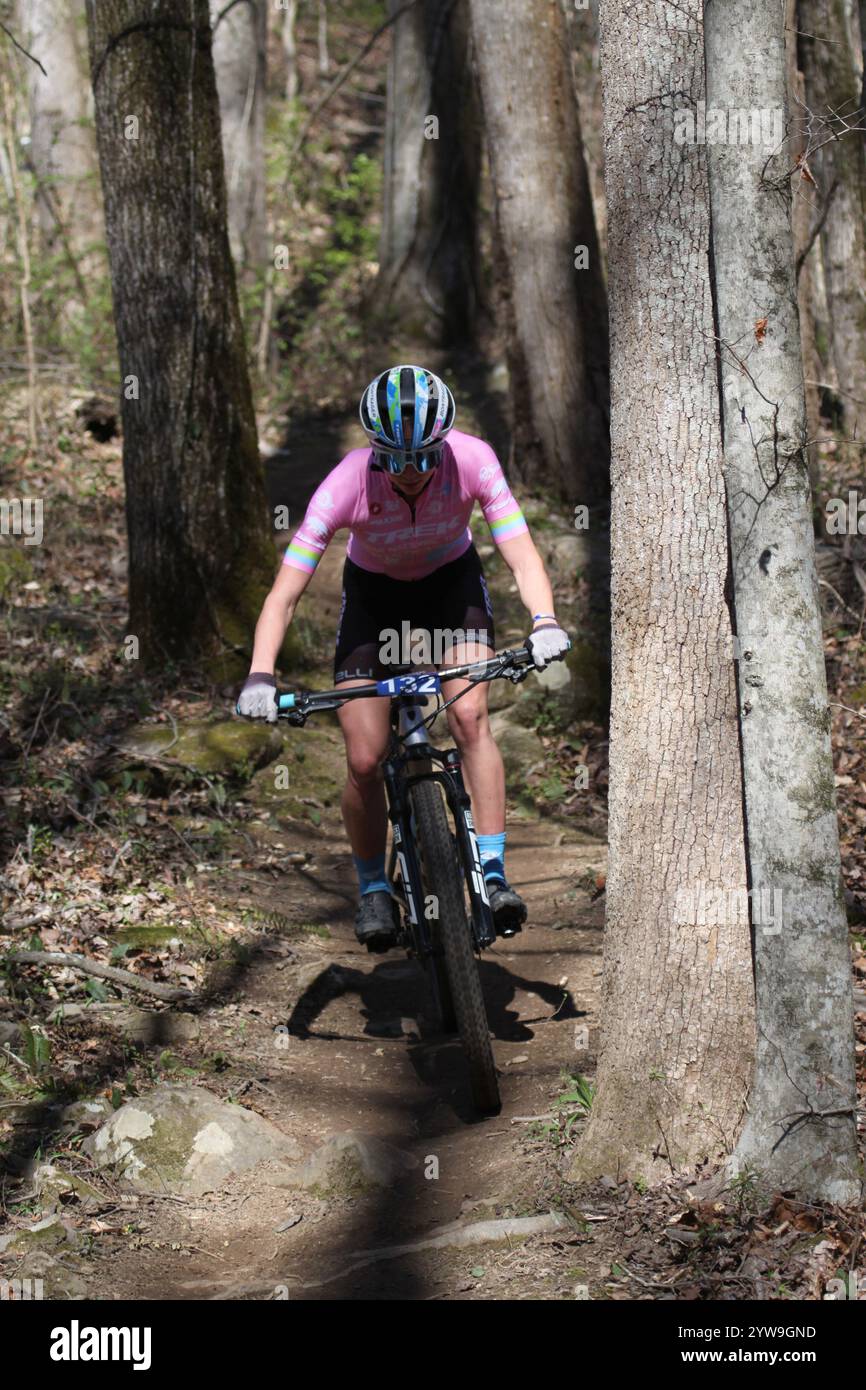 Tennessee National Mountain Bike Festival 2024 XCO Race 2024 au WindRock Bicycle Park à Oliver Springs, Tennessee, États-Unis. Banque D'Images