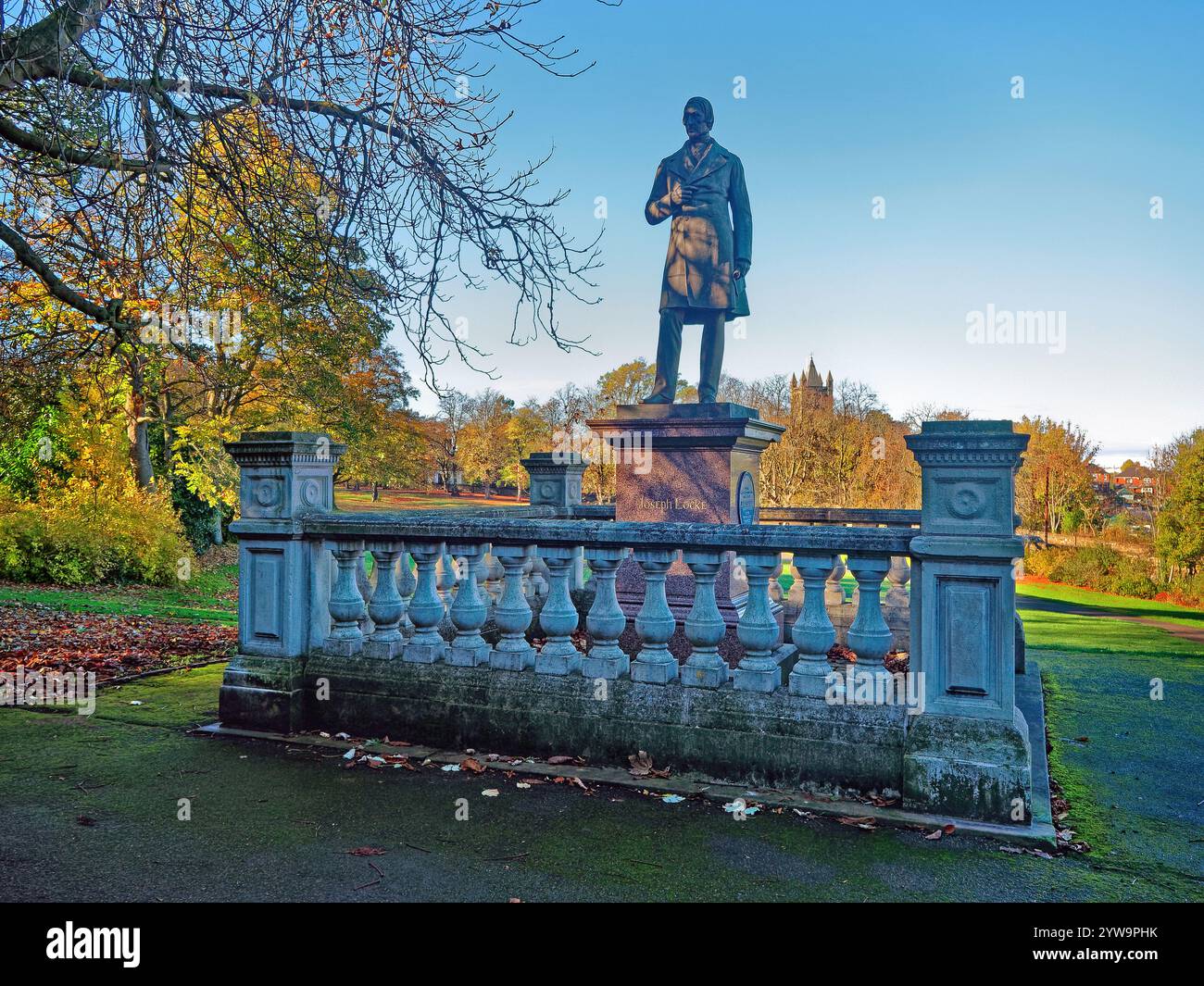 Royaume-Uni, South Yorkshire, Barnsley, Locke Park, Joseph Locke Statue. Banque D'Images