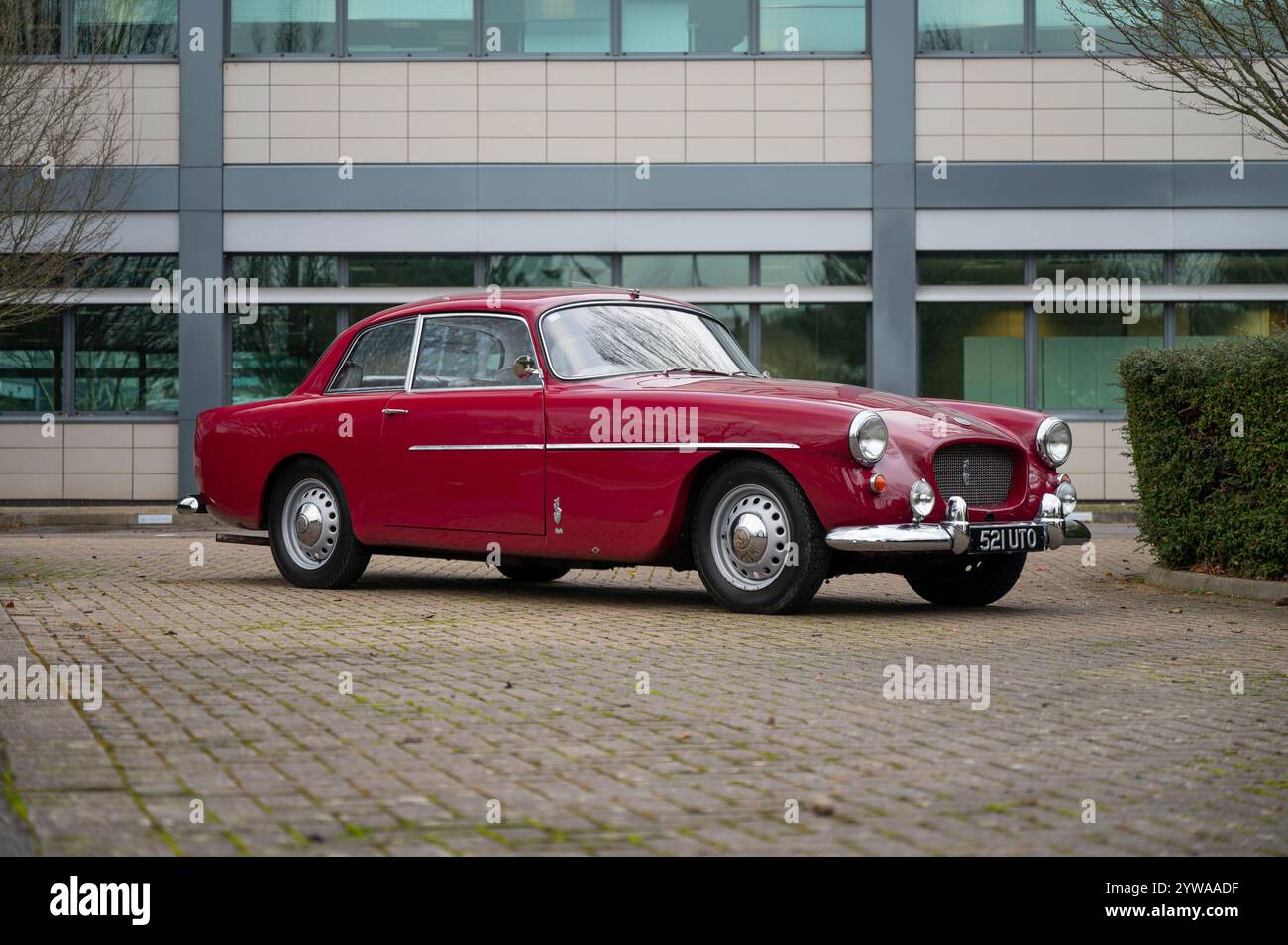 1960 Bristol 406 classique voiture de sport de luxe britannique Banque D'Images