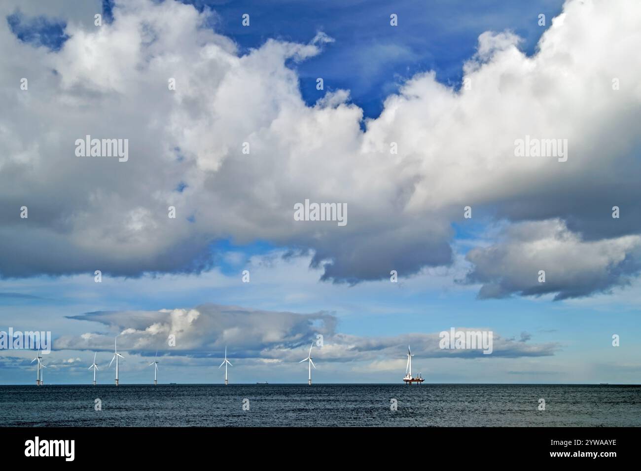 Royaume-Uni, North Yorkshire, Redcar, parc éolien offshore Teeside. Banque D'Images