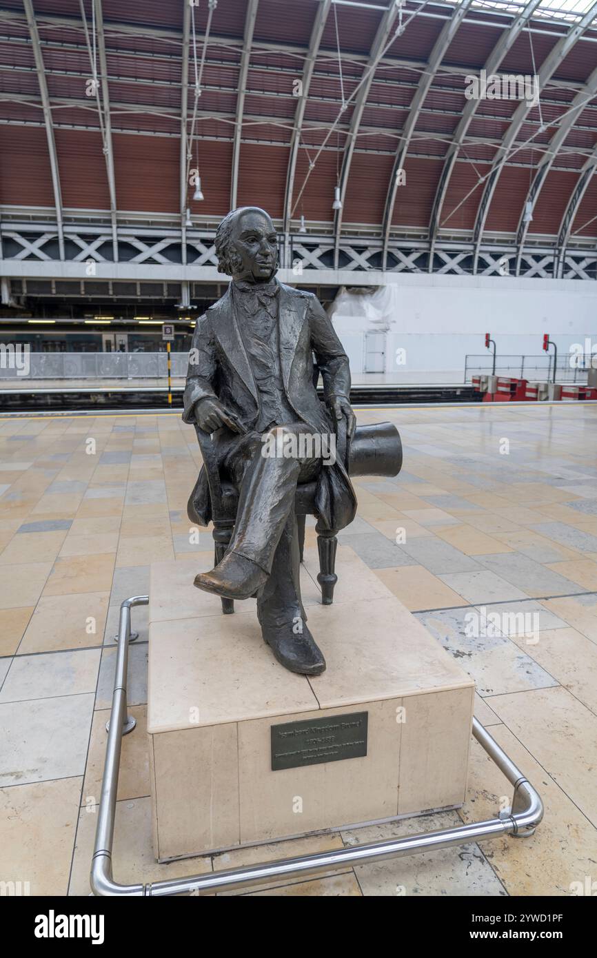 Isambard Kingdom Brunel Statue à Paddington Station, Londres. Banque D'Images