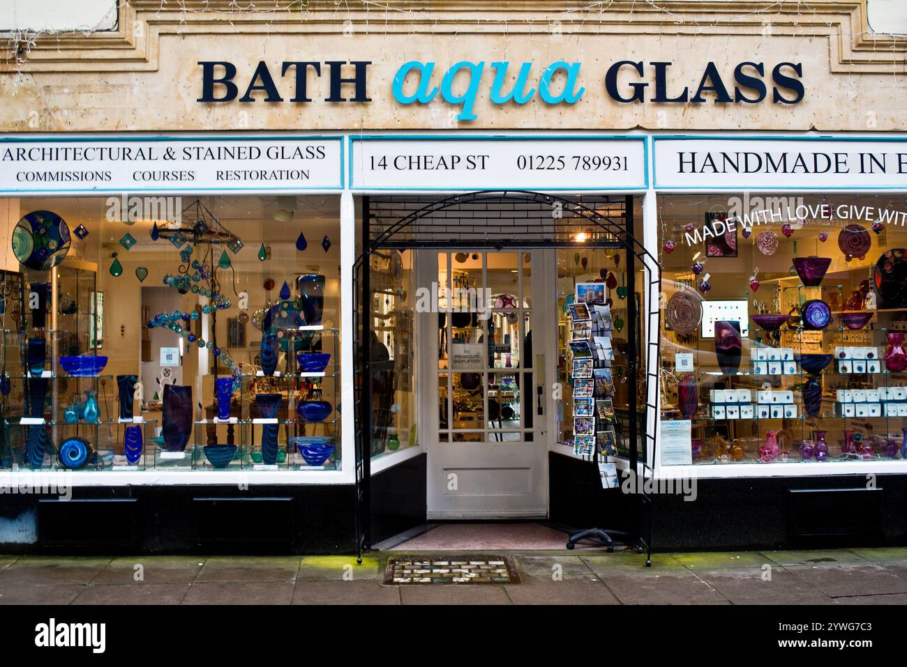 Magasin de verre Bath Aqua, Bath, Somerset, Angleterre Banque D'Images