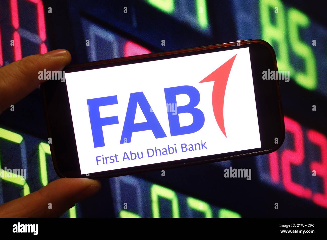Pologne. 11 décembre 2024. Dans cette illustration photo, le premier logo de la société Abu Dhabi Bank est affiché sur un écran de smartphone. Crédit : SOPA images Limited/Alamy Live News Banque D'Images