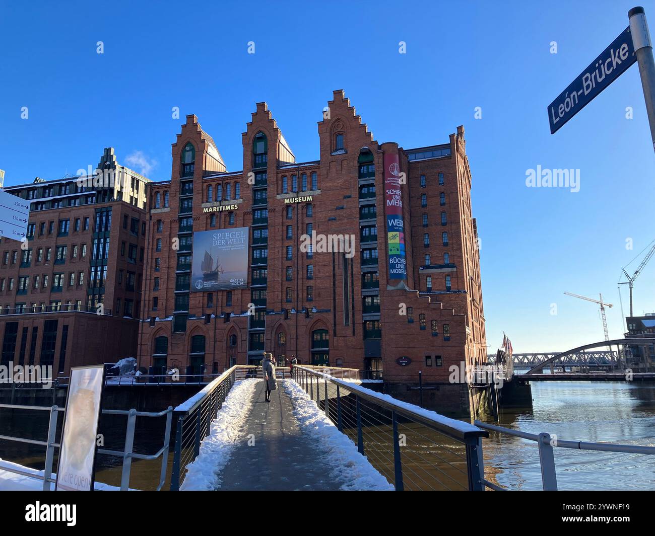 Internationales Maritimes Museum Hamburg dans le quartier des entrepôts de Speicherstadt. HafenCity, Hambourg, Allemagne. 9 janvier 2024. - Image de stock capturée avec un smartphone