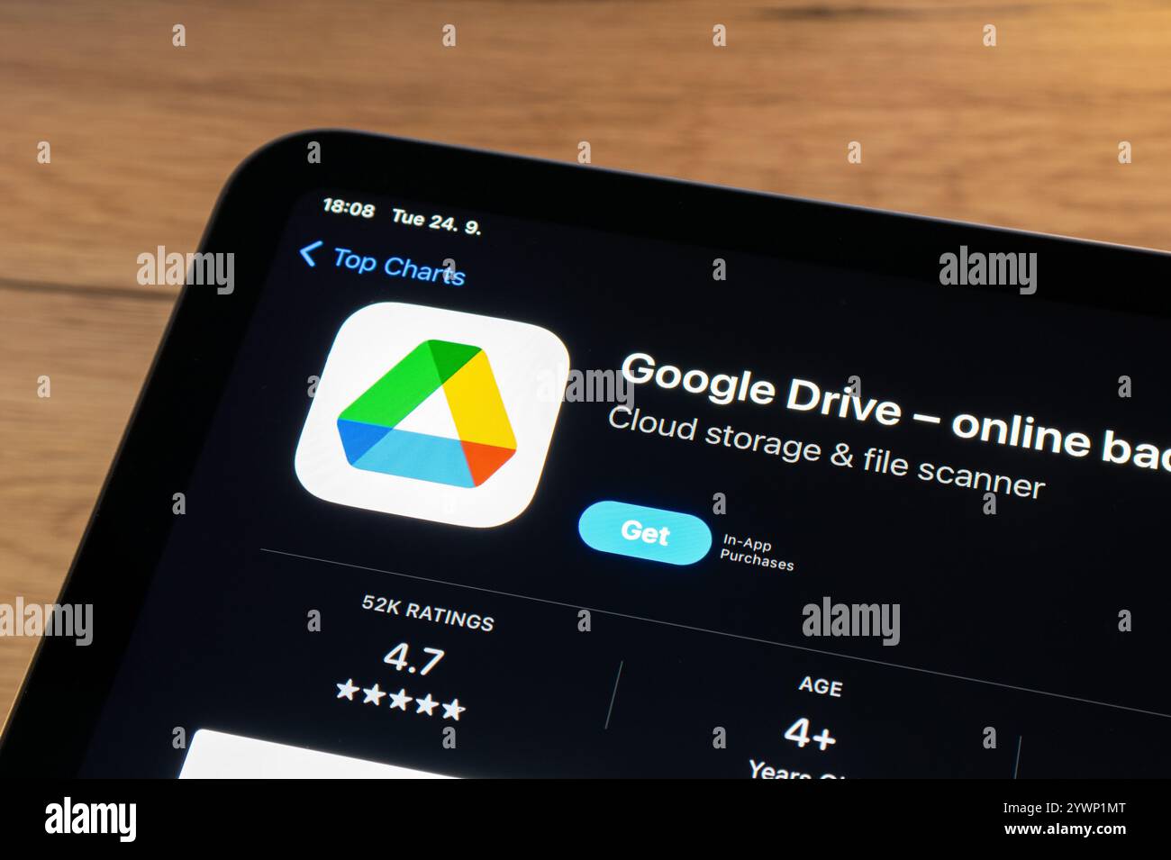 OSTRAVA, TCHÉQUIE - 24 SEPTEMBRE 2024 : App Store avec l'application de stockage mobile Google Drive dans le cloud à installer sur un appareil Apple Banque D'Images