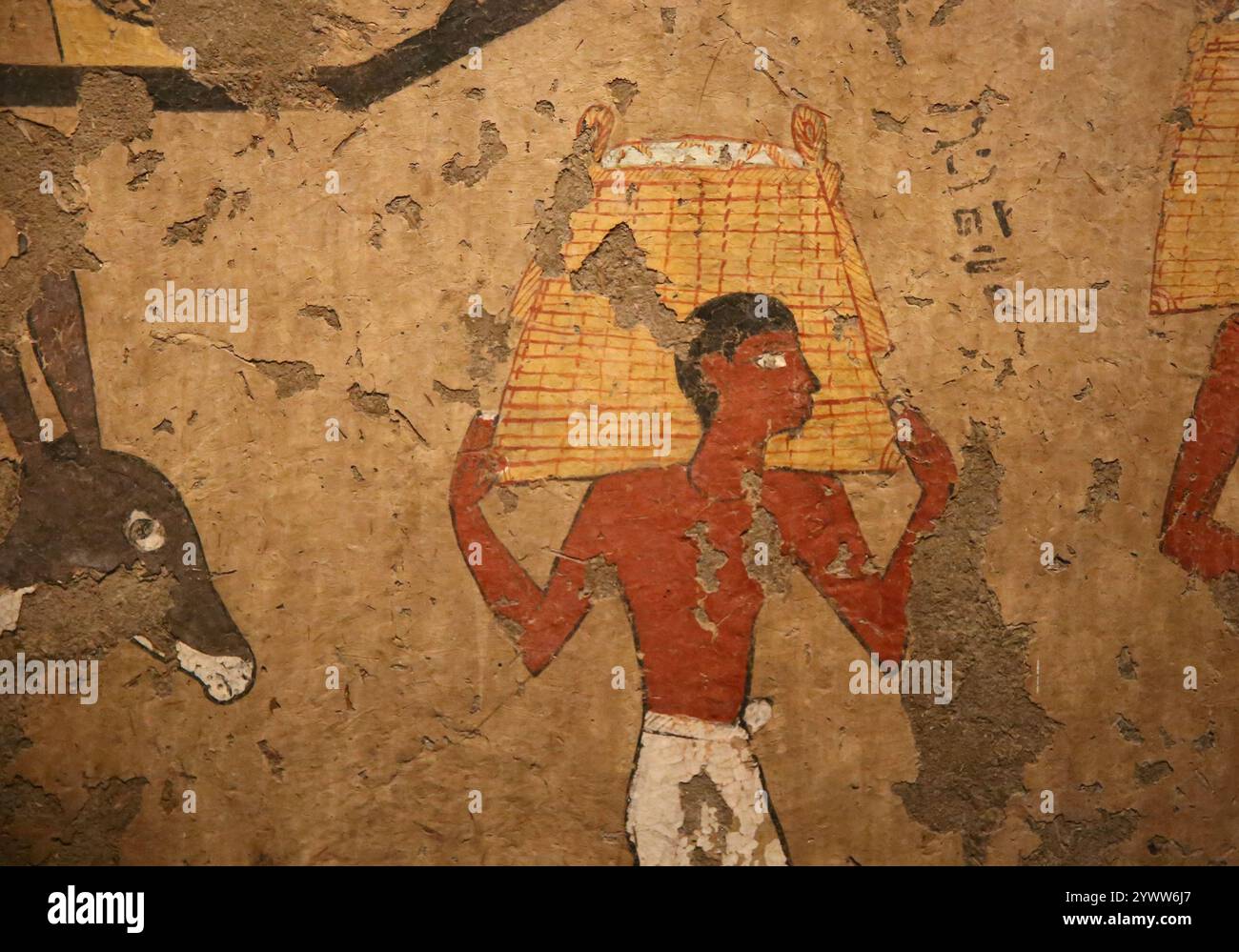 Tombeau d'Iti et Néferu. Détail représentant le transport du grain dans le panier sur les épaules travailleurs. 9e-10e dynastie.1re période intermédiaire (2118-1980 av. J.-C.). Banque D'Images