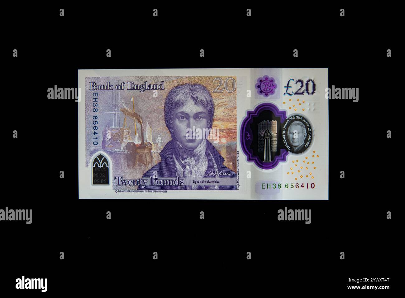 Banque d'Angleterre nouveaux billets de banque en polymère de vingt livres représentant le roi Charles sur fond noir. Banque D'Images